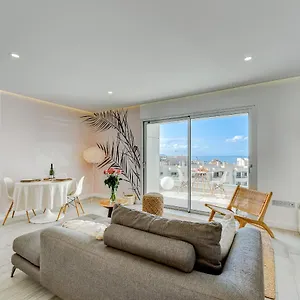 https://ocean-garden-sunset-penthouse.tenerifehoteles.net